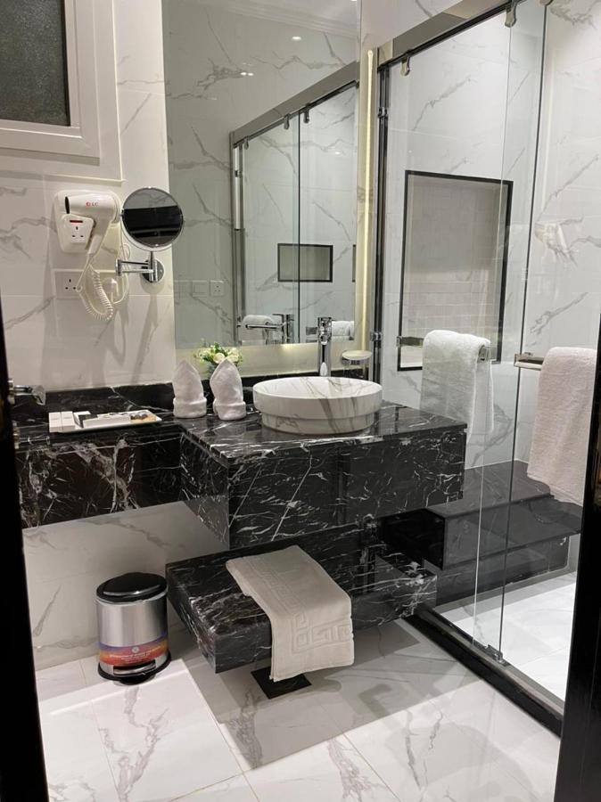 شقق خاصه بطابع حديث وفندقي - تسجيل ذاتي Private Apartments With Modern Vibes - Self Checkin Rijad Zewnętrze zdjęcie