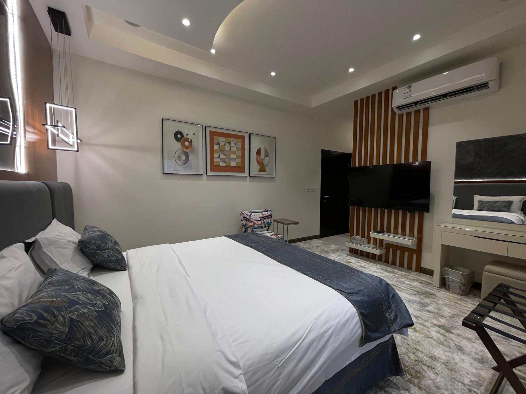 شقق خاصه بطابع حديث وفندقي - تسجيل ذاتي Private Apartments With Modern Vibes - Self Checkin Rijad Zewnętrze zdjęcie