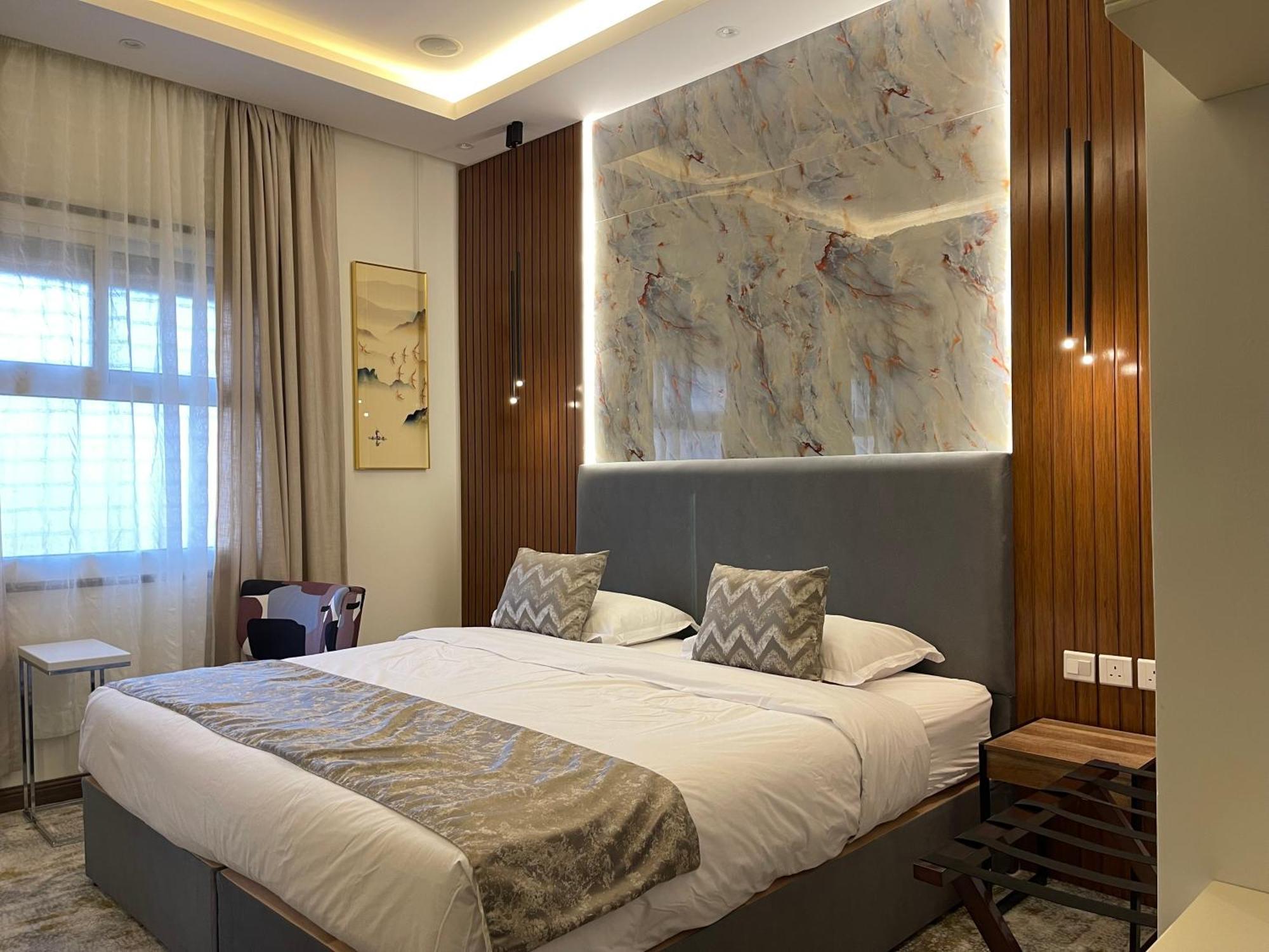 شقق خاصه بطابع حديث وفندقي - تسجيل ذاتي Private Apartments With Modern Vibes - Self Checkin Rijad Zewnętrze zdjęcie
